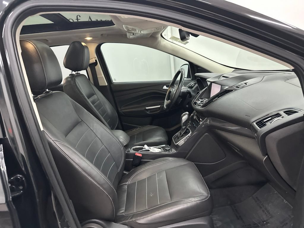 Used 2014 Ford Escape Titanium w/ Equipment Group 401A FWD image 26