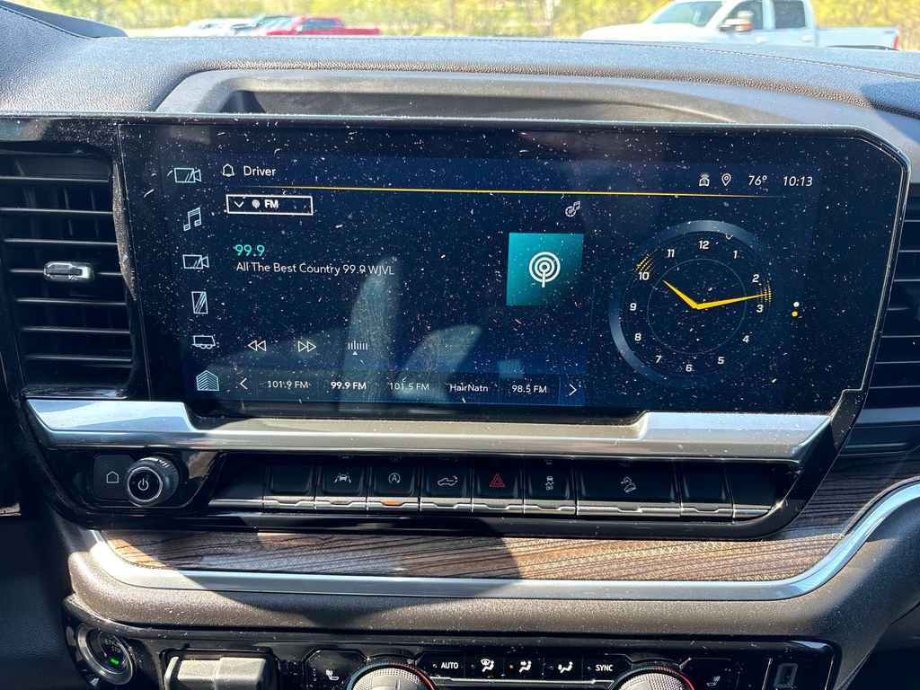 Certified 2022 Chevrolet Silverado 1500 LT AWD/4WD image 18