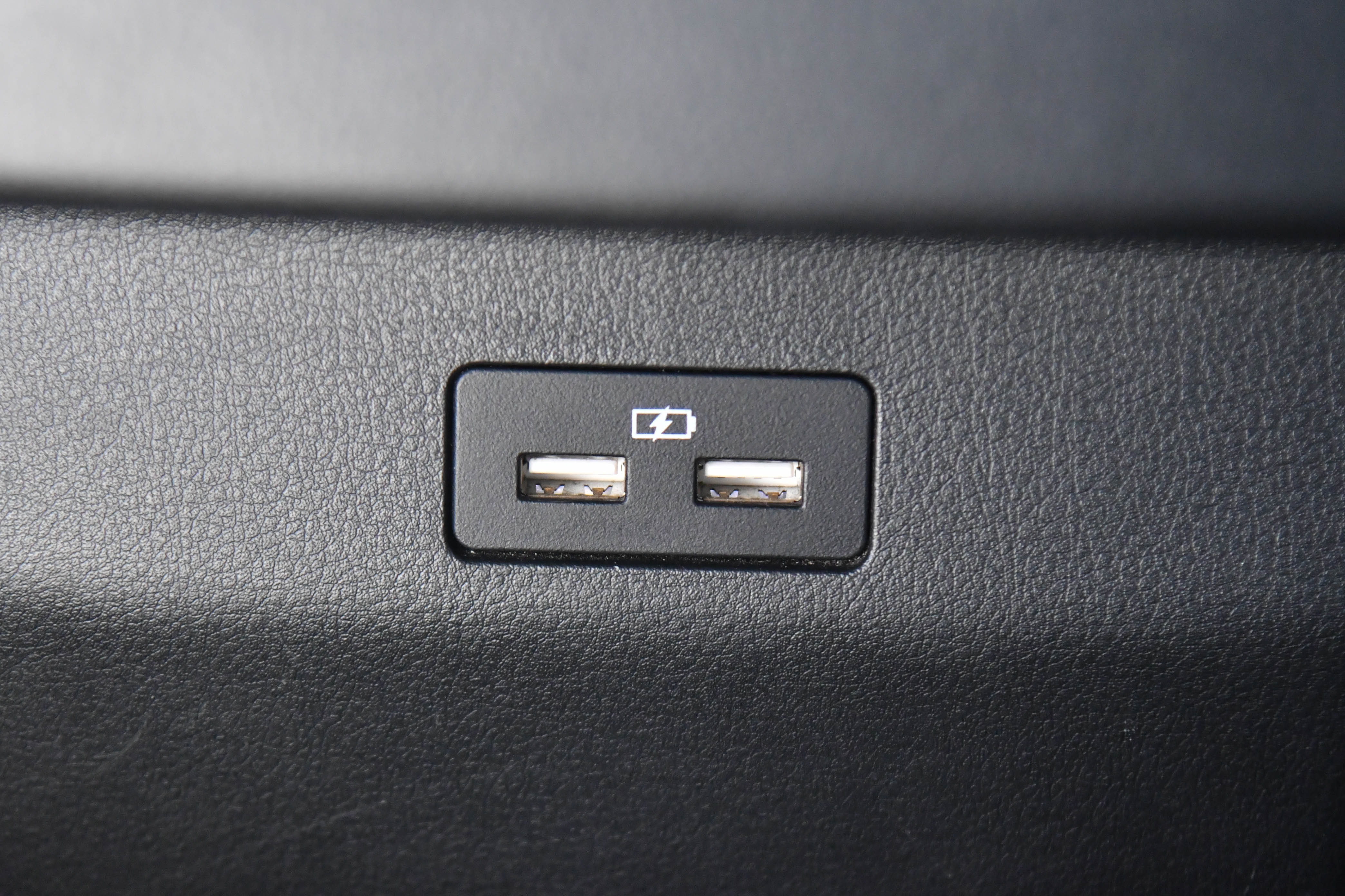 Used 2024 MAZDA CX-50 AWD 2.5 S w/ Cargo Package image 34