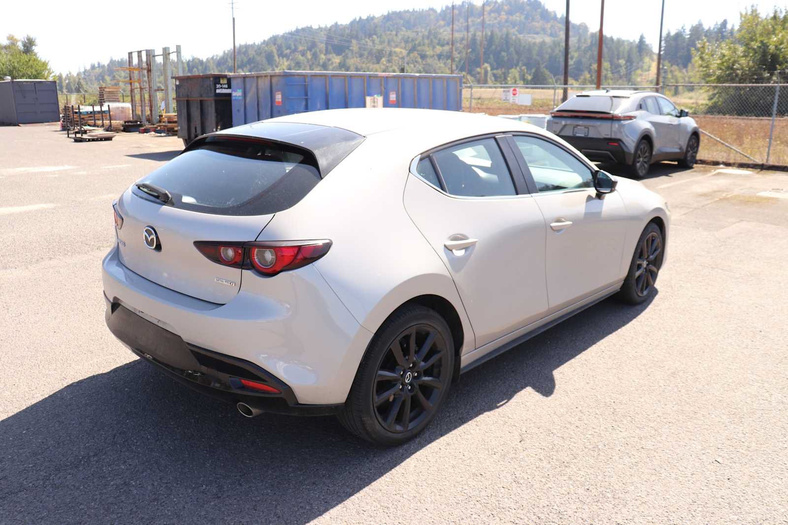 Used 2024 MAZDA MAZDA3 s FWD image 5