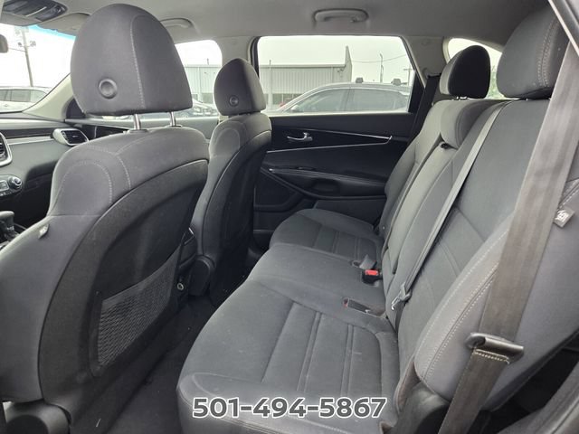 Used 2019 Kia Sorento FWD V6 image 10