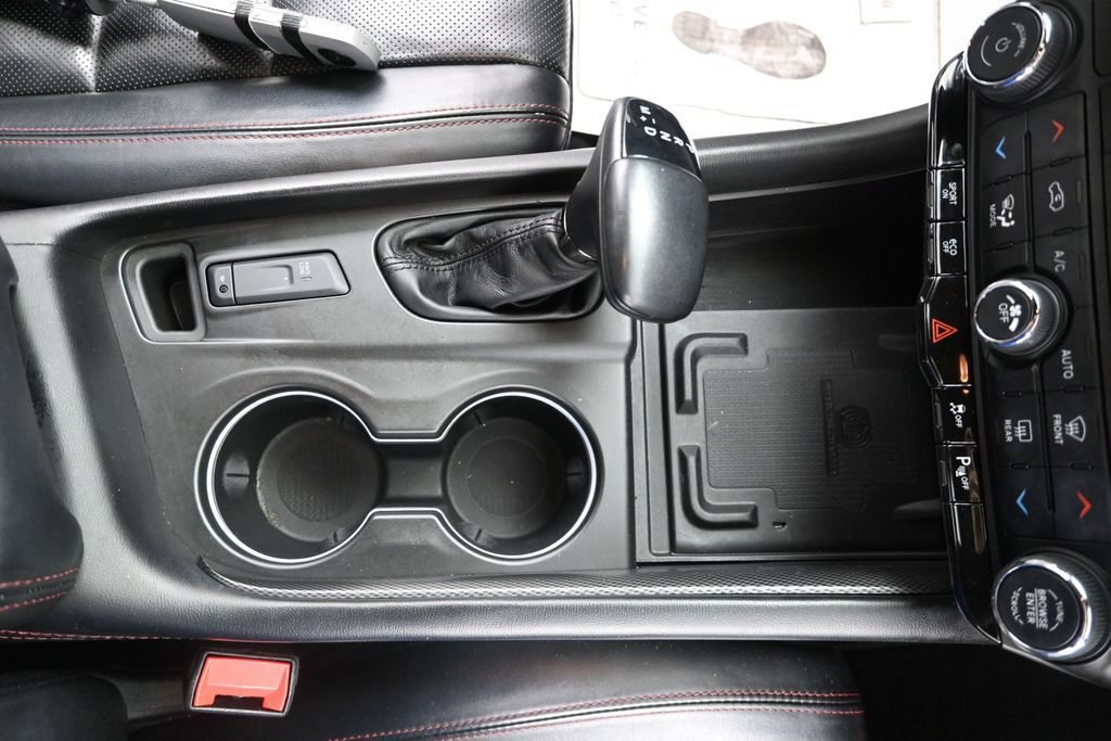 Used 2021 Dodge Durango R/T w/ Blacktop Package AWD/4WD image 18