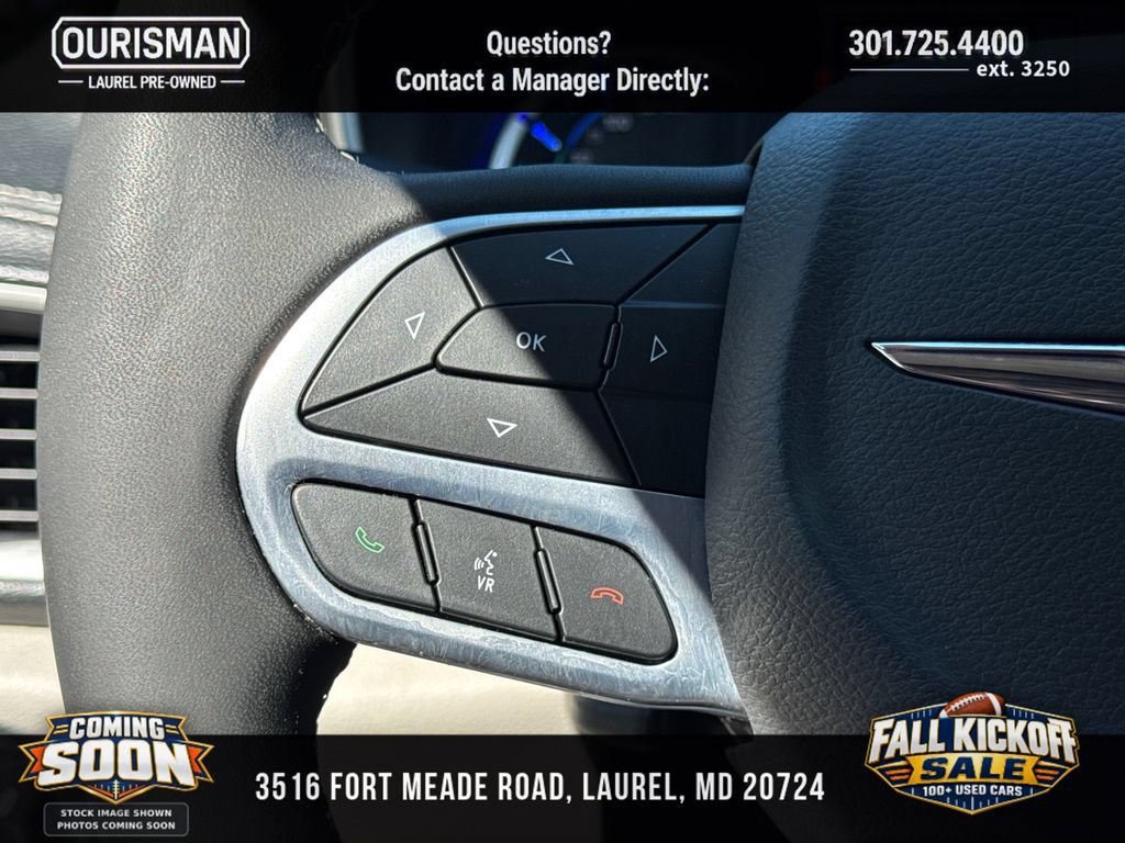 Used 2024 Chrysler Pacifica Limited FWD image 24