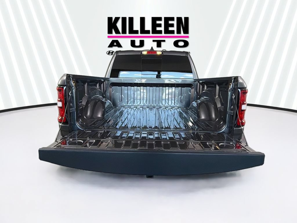 Used 2025 RAM 1500 Tradesman w/ Night Edition RWD image 27