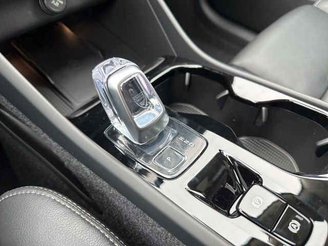 New 2026 Volvo XC40 B5 Plus w/ Protection Package Premier image 15