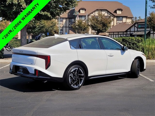 New 2025 Kia K4 GT-Line w/ GT-Line Premium Package image 4