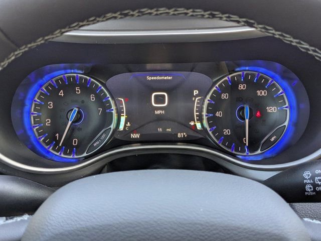 New 2026 Chrysler Pacifica Select FWD image 28