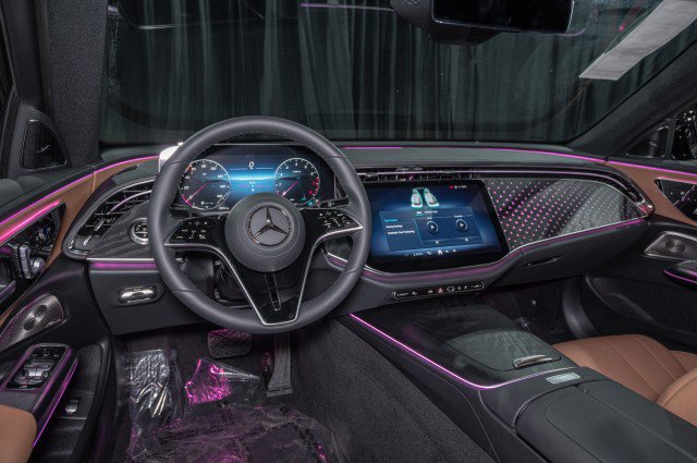 Used 2026 Mercedes-Benz E 350 Sedan image 18