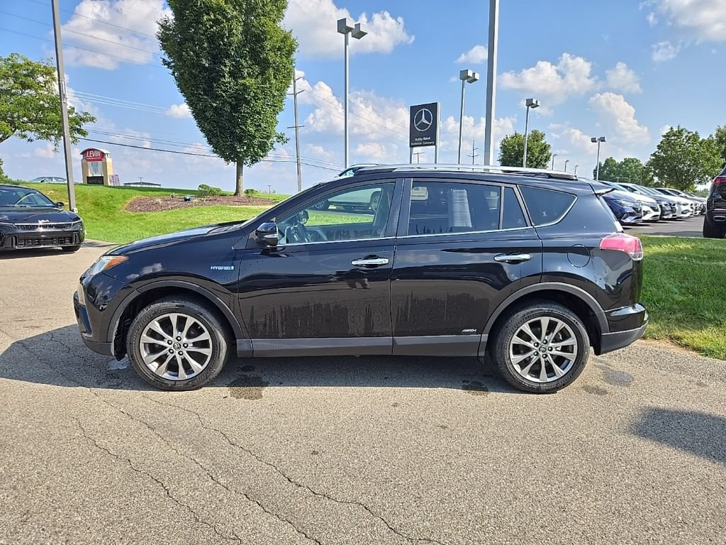Used 2017 Toyota RAV4 Limited w/ Advanced Technology Package AWD/4WD image 9