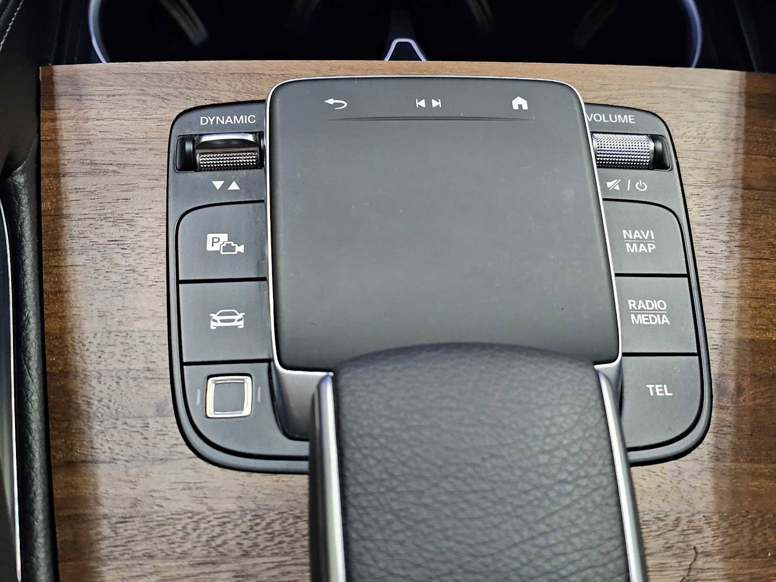 Used 2025 Mercedes-Benz GLE 450 4MATIC image 32