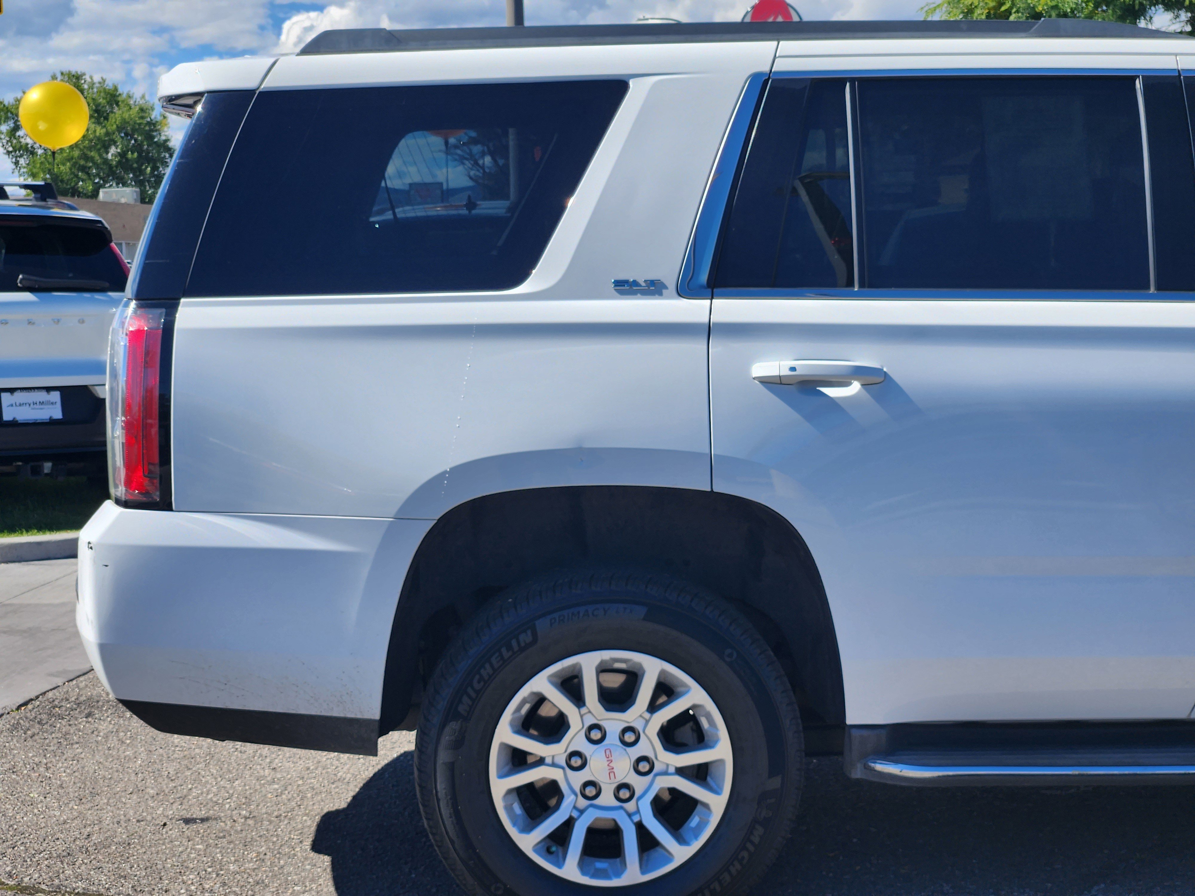 Used 2017 GMC Yukon SLT image 6