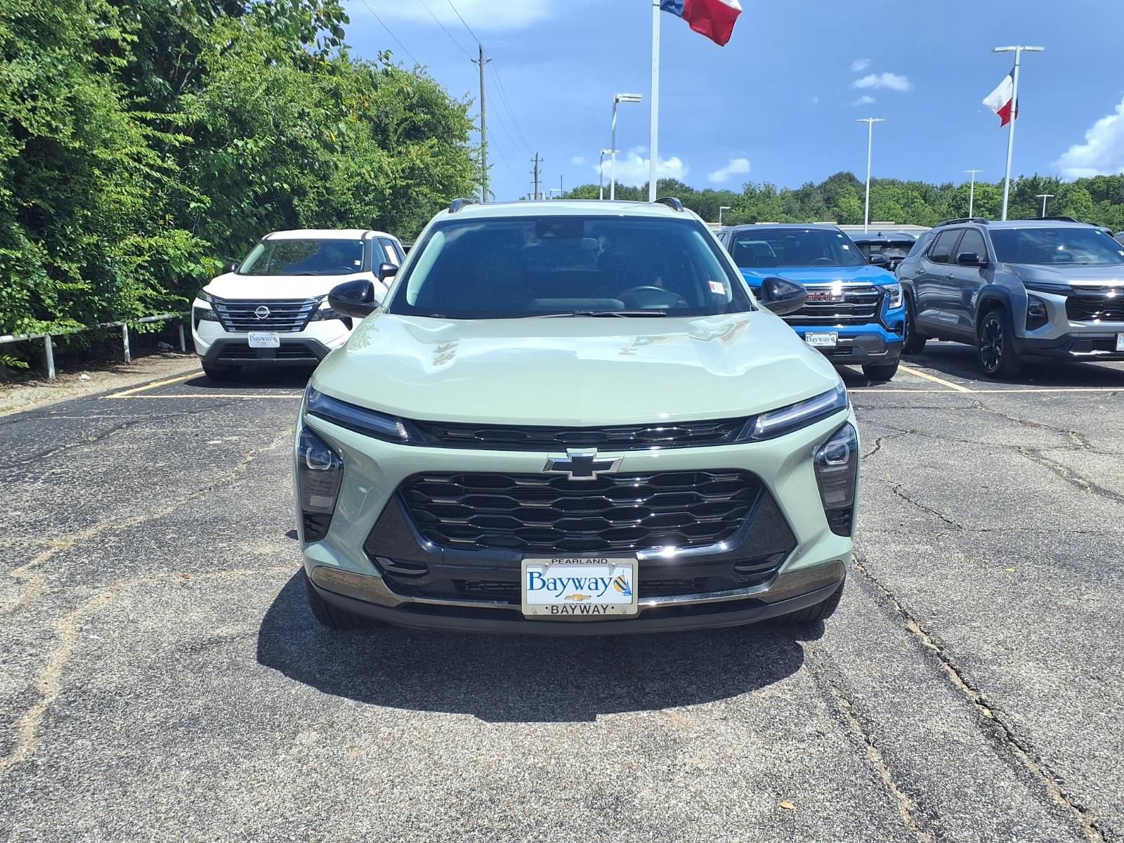 Used 2025 Chevrolet Trax ACTIV w/ Sunroof Package FWD image 19