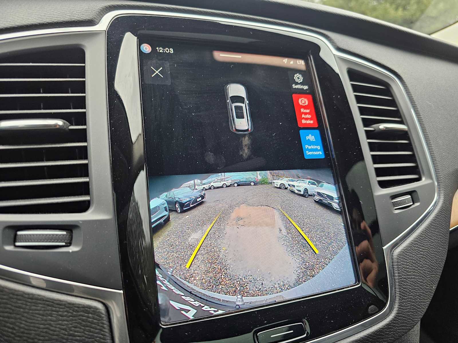 Used 2023 Volvo XC90 B6 Core w/ Protection Package Premier image 32