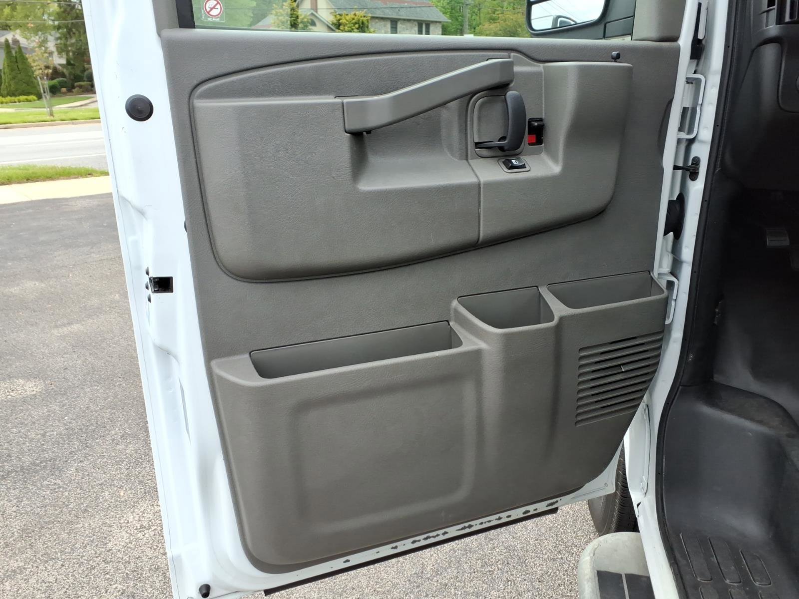 Used 2024 GMC Savana 2500 w/ Driver Convenience Package RWD image 11