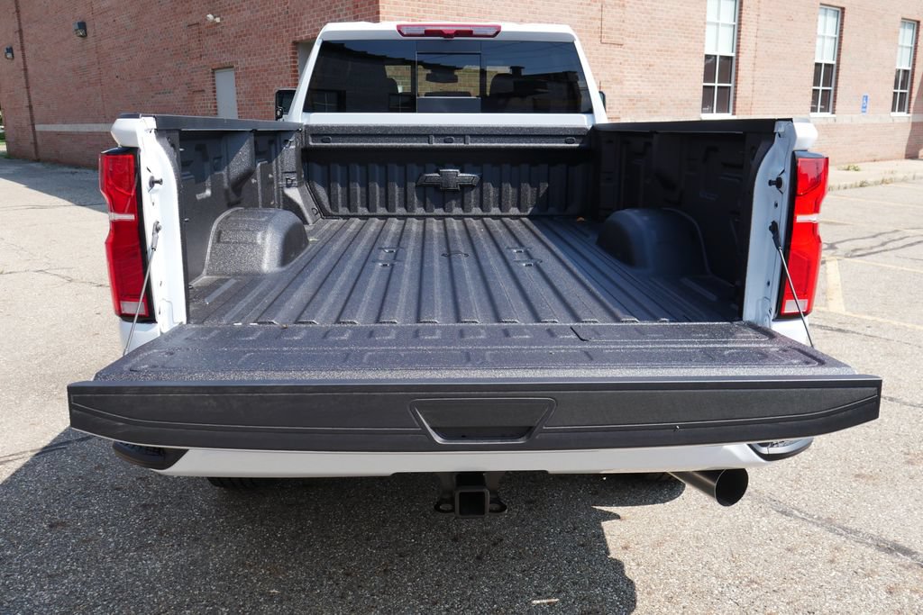 New 2026 Chevrolet Silverado 2500 High Country AWD/4WD image 11