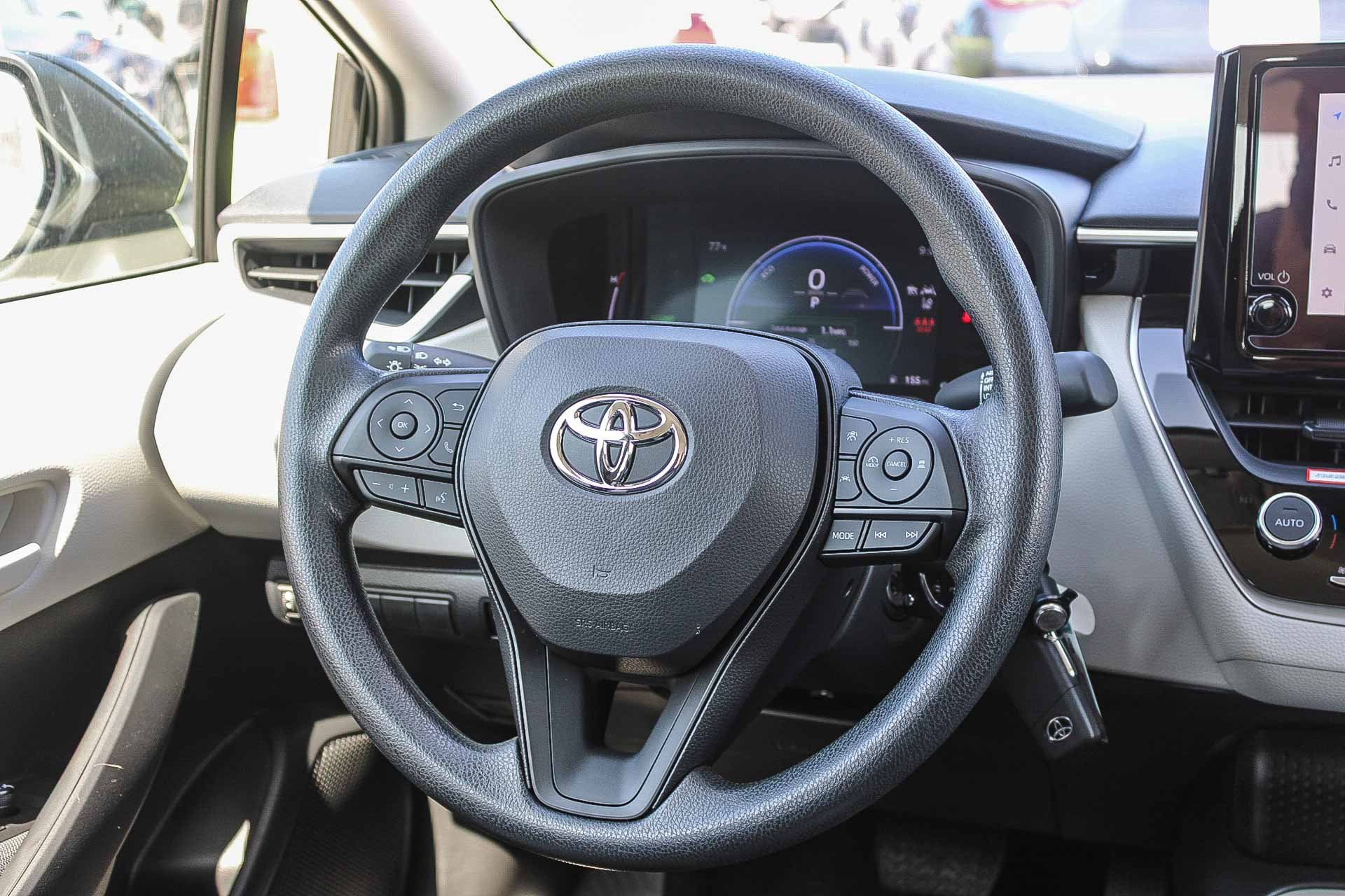 New 2026 Toyota Corolla LE FWD image 18