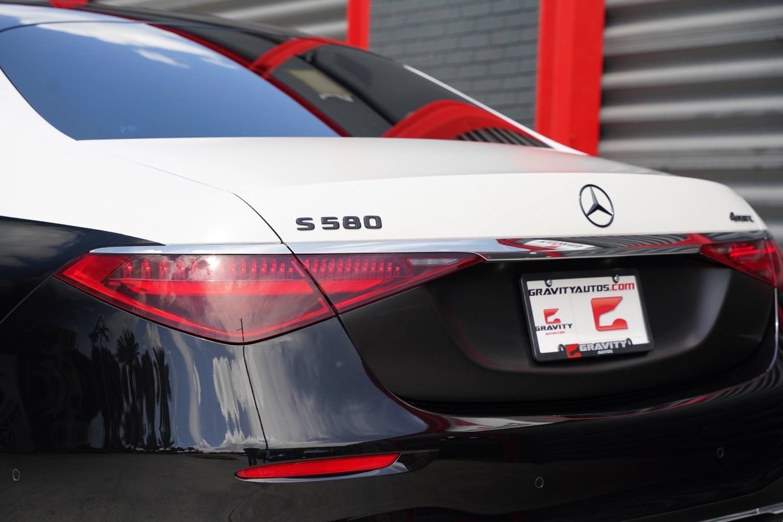 Used 2024 Mercedes-Benz S 580 4MATIC Sedan w/ AMG Line image 7