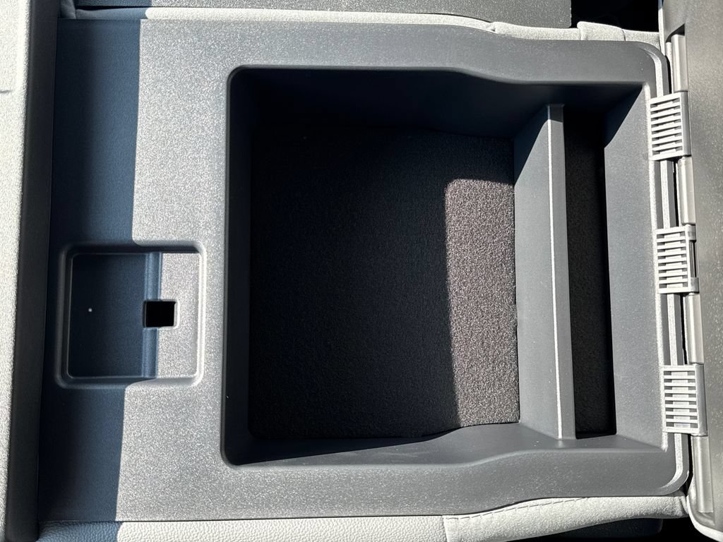 New 2026 Ford F550 4x4 Supercab Super Duty image 26