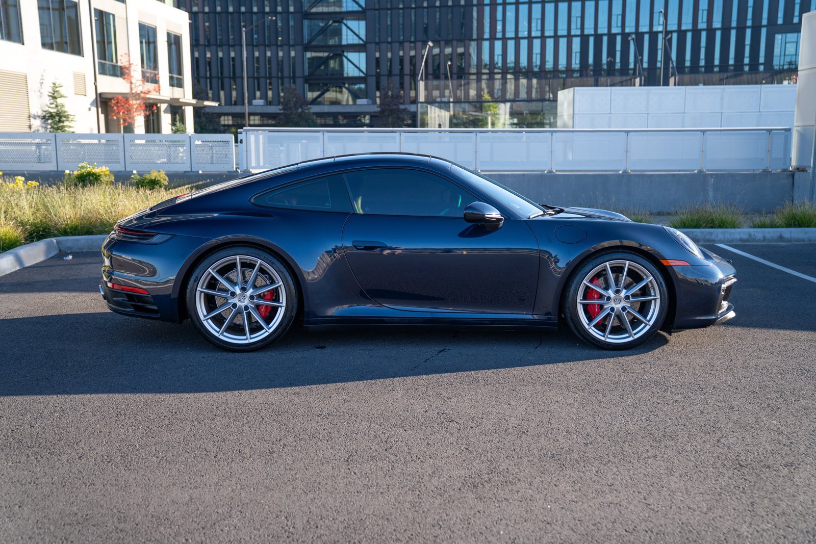 Used 2020 Porsche 911 Carrera 4S AWD/4WD image 8