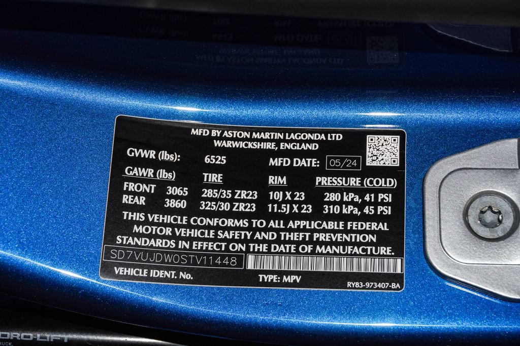 Used 2025 Aston Martin DBX 707 AWD/4WD image 35