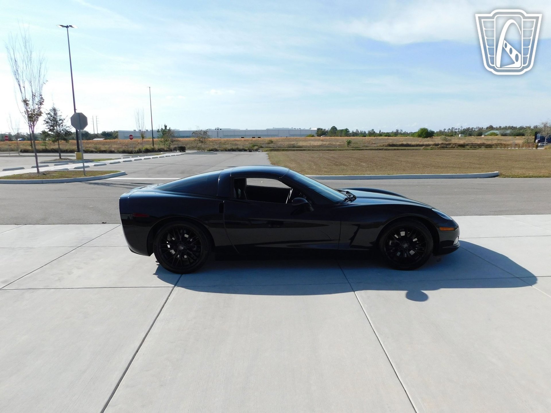 Used 2005 Chevrolet Corvette Coupe w/ Preferred Equipment Group RWD image 12