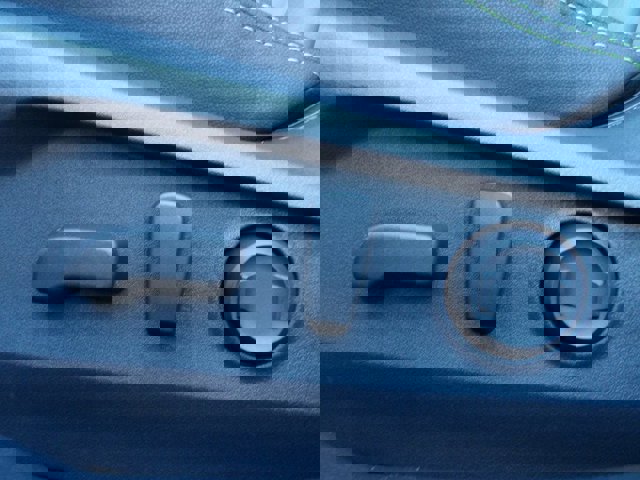 Certified 2025 Subaru Outback Onyx Edition XT w/ Popular Package #2 image 12