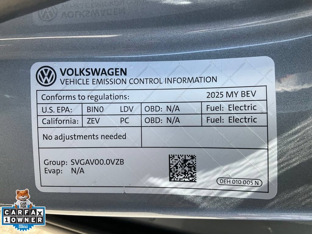 Used 2025 Volkswagen ID. Buzz 1st Edition AWD/4WD image 20