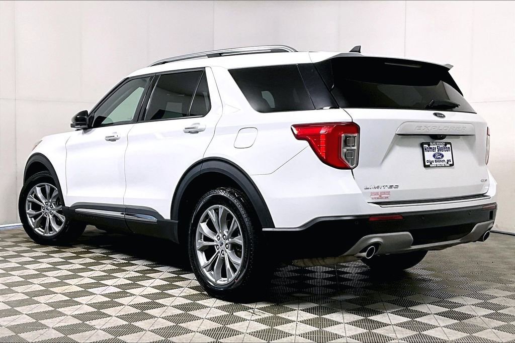 Used 2023 Ford Explorer Limited image 11