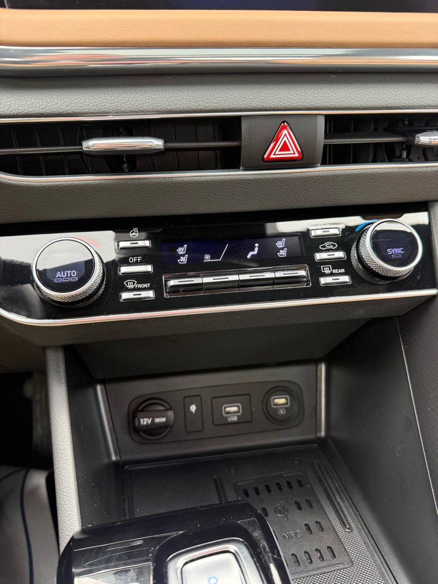 Used 2022 Hyundai Sonata Limited FWD image 20
