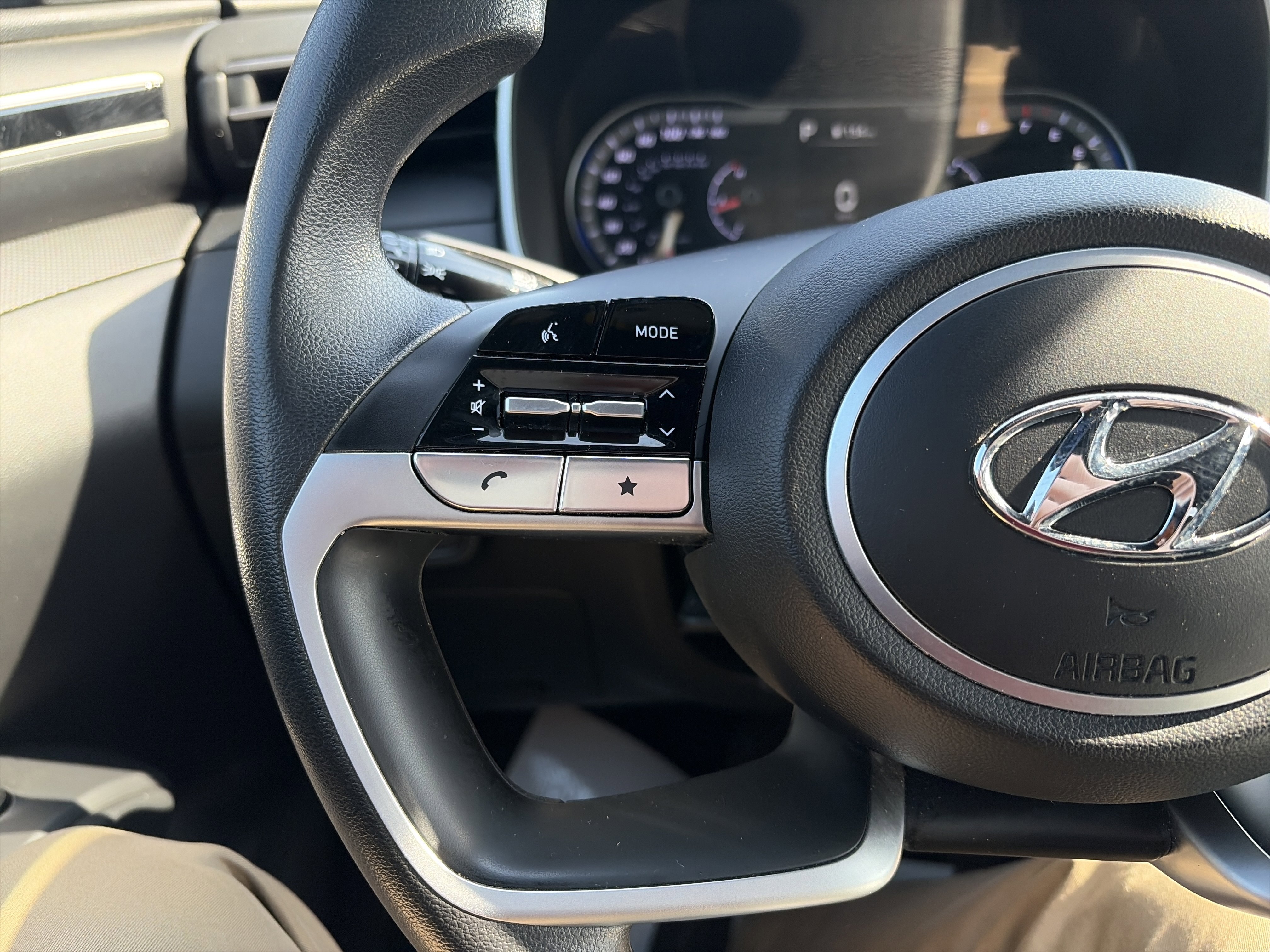 Used 2024 Hyundai Santa Cruz SEL image 18