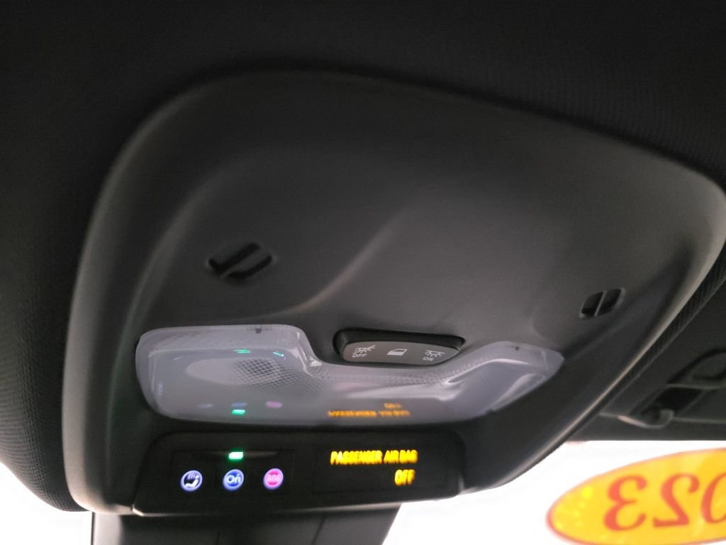 Used 2023 Chevrolet Colorado Trail Boss w/ Advanced Trailering Package image 21