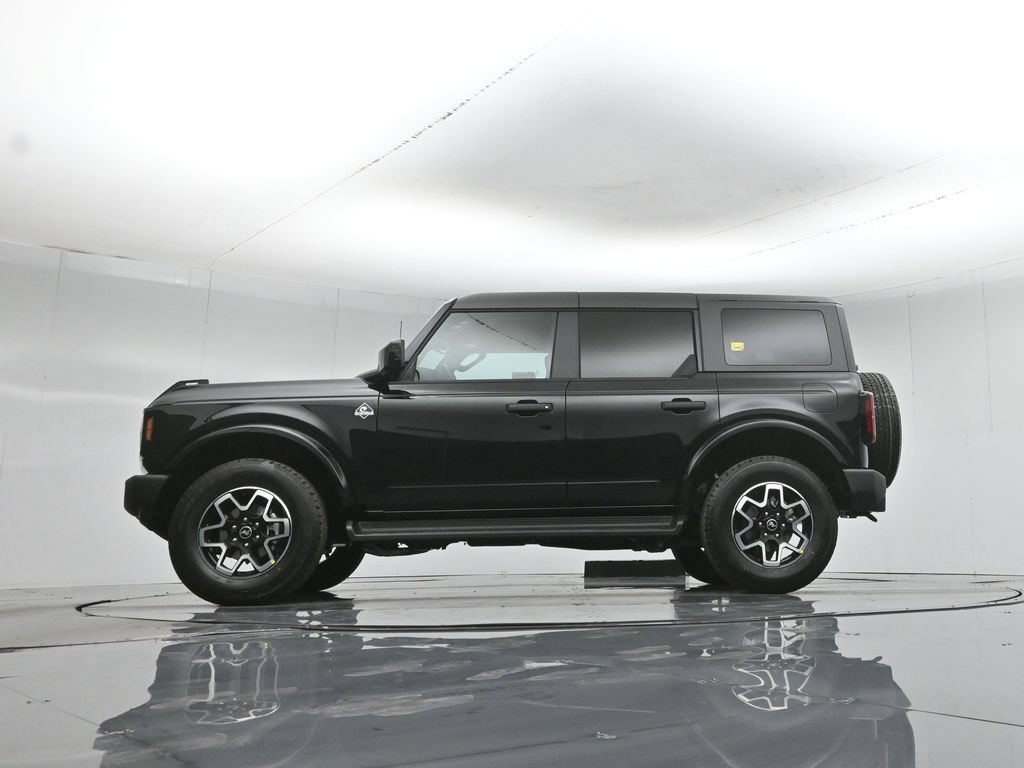 New 2026 Ford Bronco Outer Banks AWD/4WD image 7