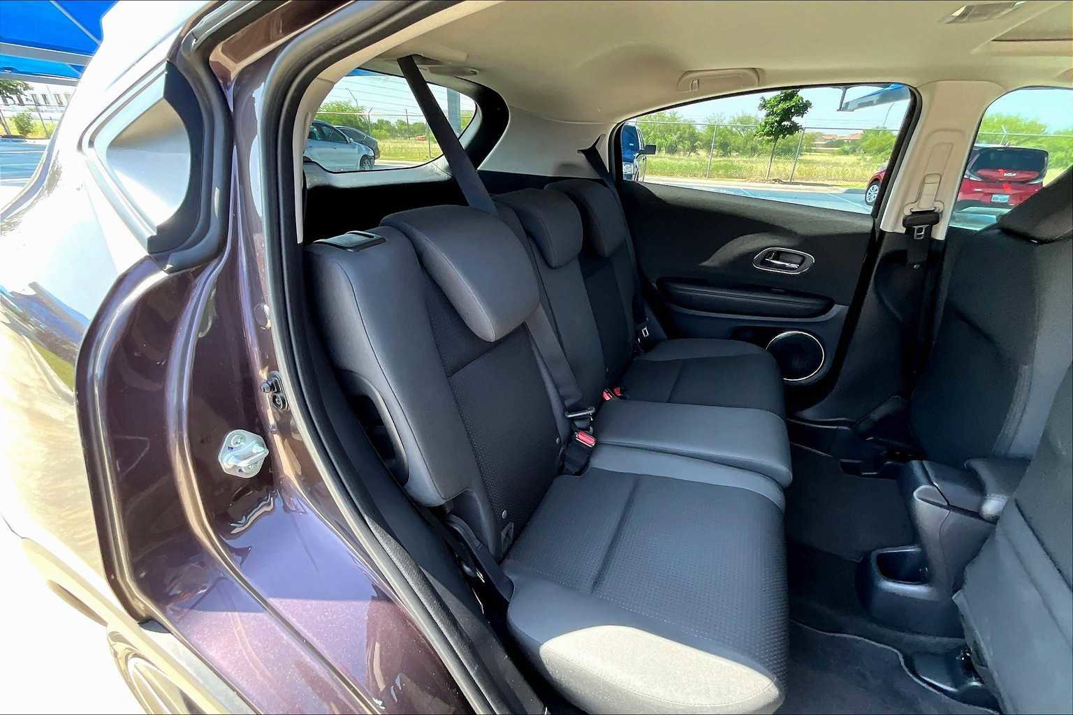 Used 2022 Honda HR-V EX image 20