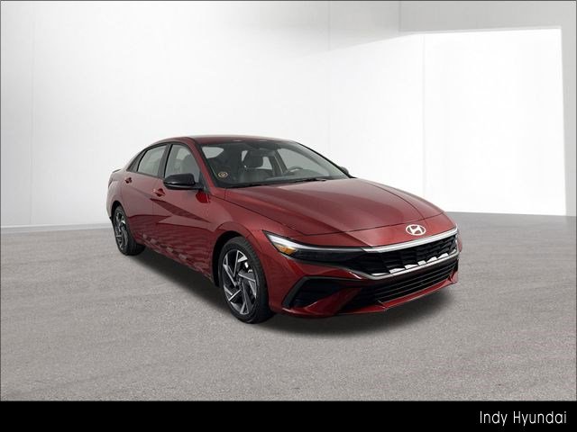 Certified 2025 Hyundai Elantra Sport FWD image 13