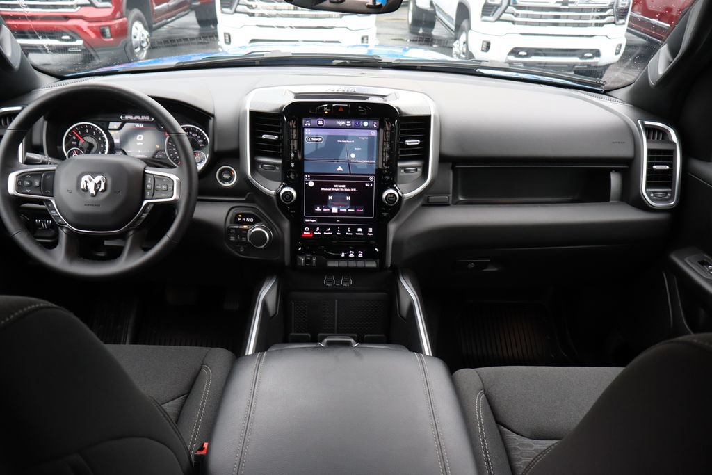 Used 2025 RAM 1500 Big Horn AWD/4WD image 24