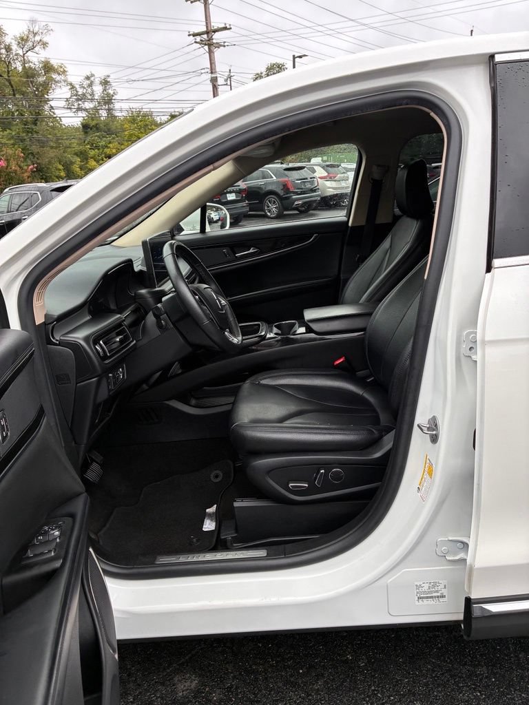 Used 2021 Lincoln Nautilus FWD image 28