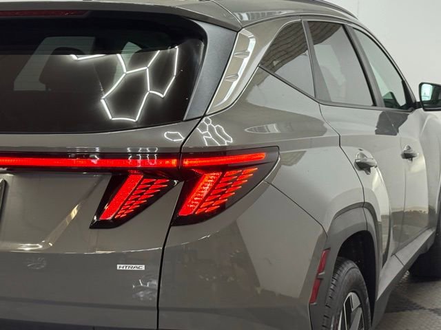 Certified 2025 Hyundai Tucson SEL image 13