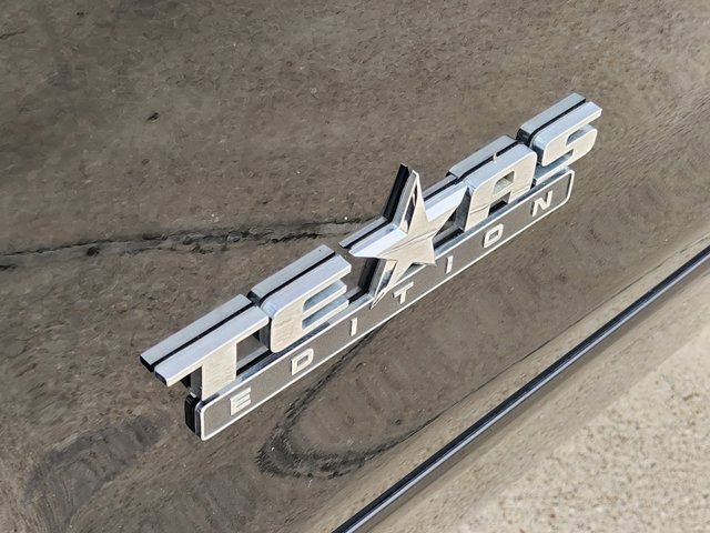 Used 2018 Chevrolet Silverado 1500 LT w/ Texas Edition image 10