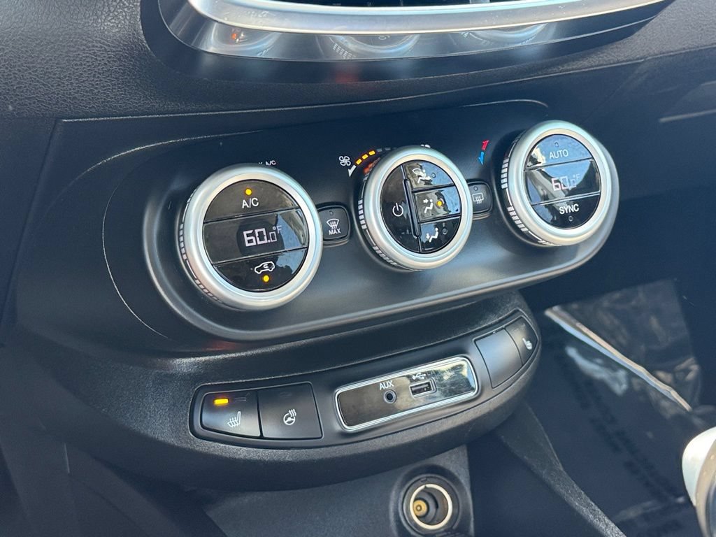 Used 2016 FIAT 500X Lounge FWD image 15