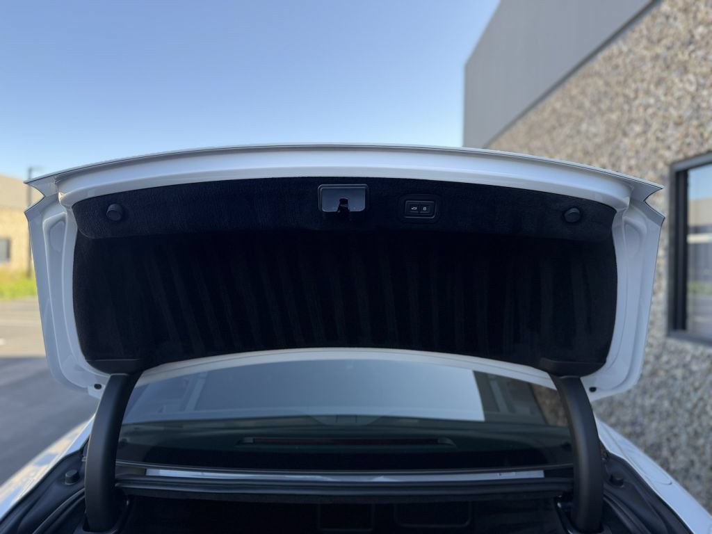 Used 2023 Bentley Flying Spur W12 AWD/4WD image 51