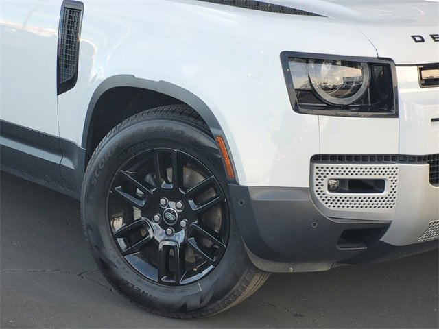 Used 2024 Land Rover Defender 110 S image 3