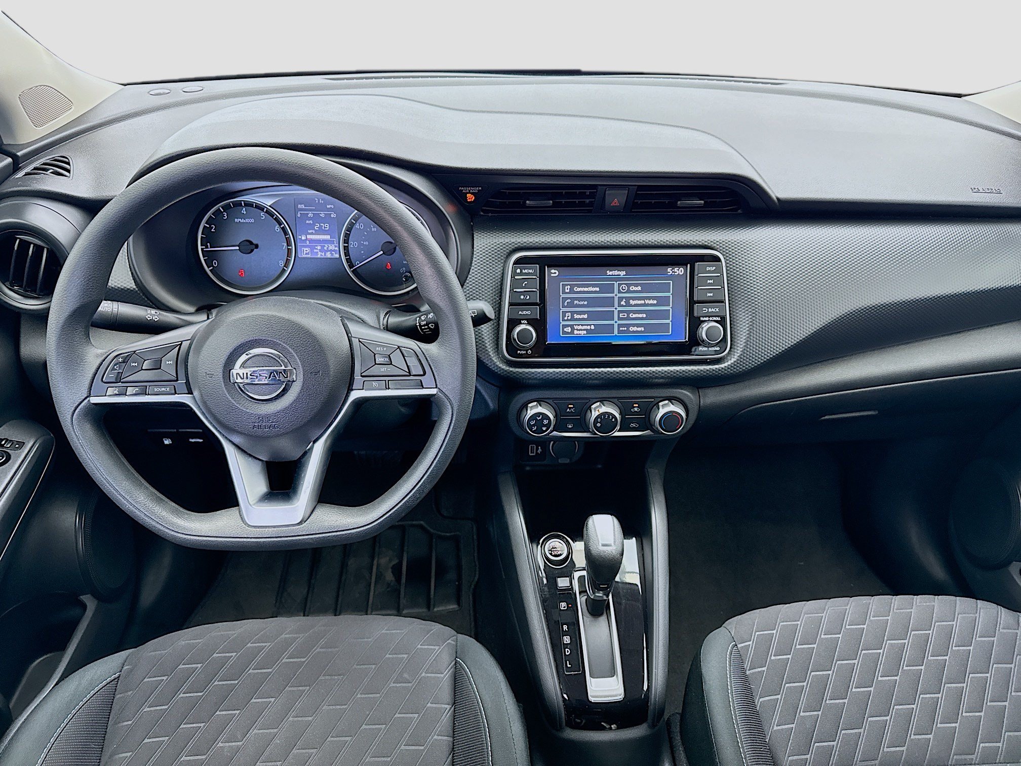 Used 2021 Nissan Kicks S FWD image 14