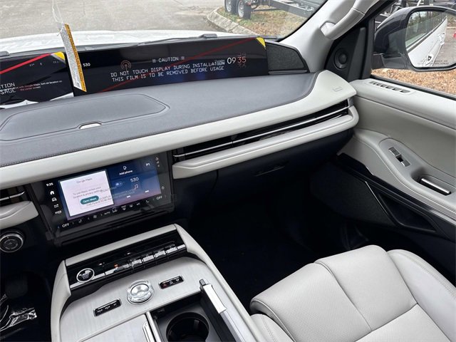 New 2025 Lincoln Navigator L Reserve image 15