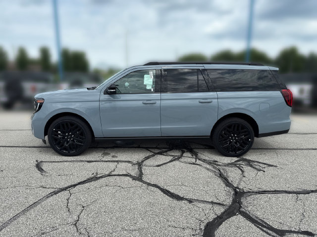 New 2027 Ford Expedition Max Platinum w/ Stealth Performance Package AWD/4WD image 9