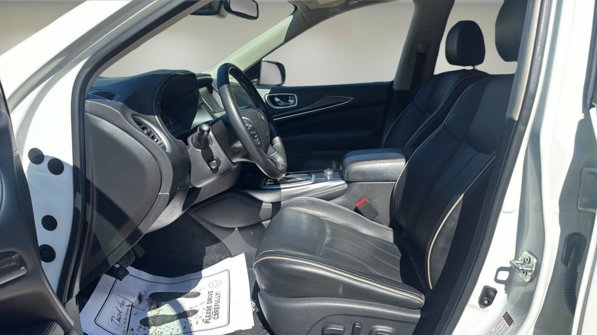 Used 2019 INFINITI QX60 Luxe w/ Essential Package AWD/4WD image 17