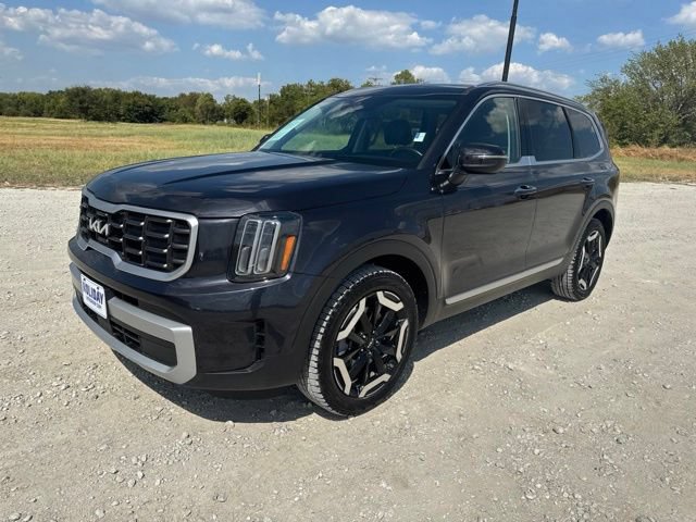 Used 2025 Kia Telluride S