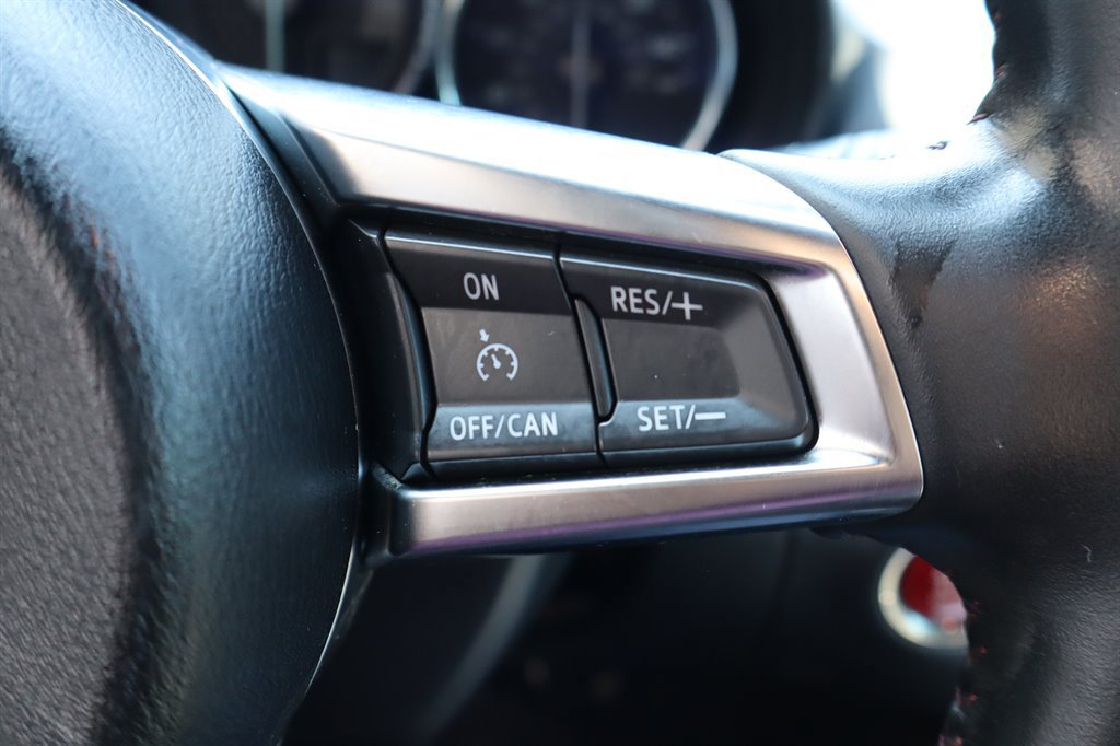 Used 2017 MAZDA MX-5 Miata RF Club RWD image 37