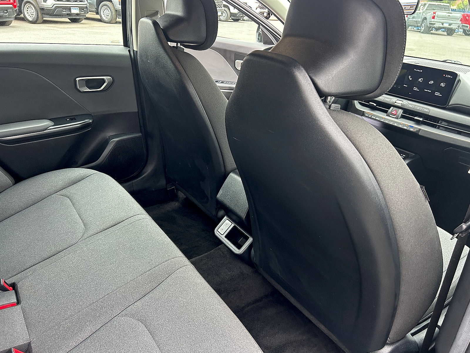 Used 2025 Kia K4 FWD image 24