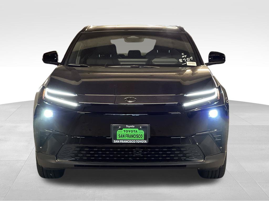 New 2027 Toyota C-HR w/ ALL Weather Mat Package (TMS) AWD/4WD image 5