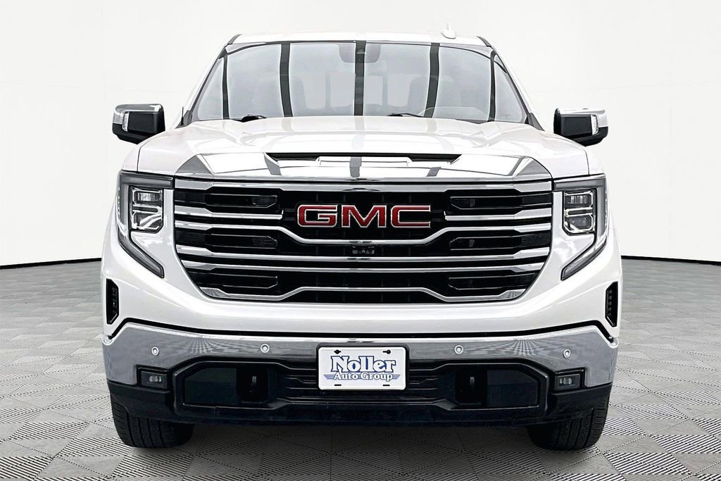 Used 2024 GMC Sierra 1500 SLT w/ SLT Premium Plus Package image 3